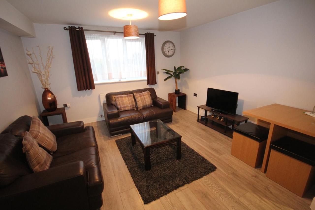 Holden Court Apartments - Apt 3 West Drayton  Esterno foto
