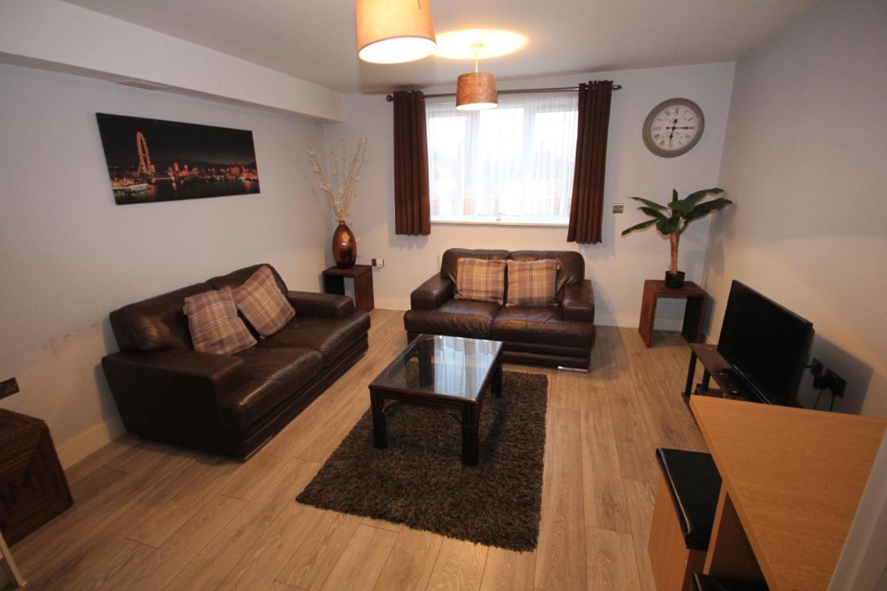 Holden Court Apartments - Apt 3 West Drayton  Esterno foto