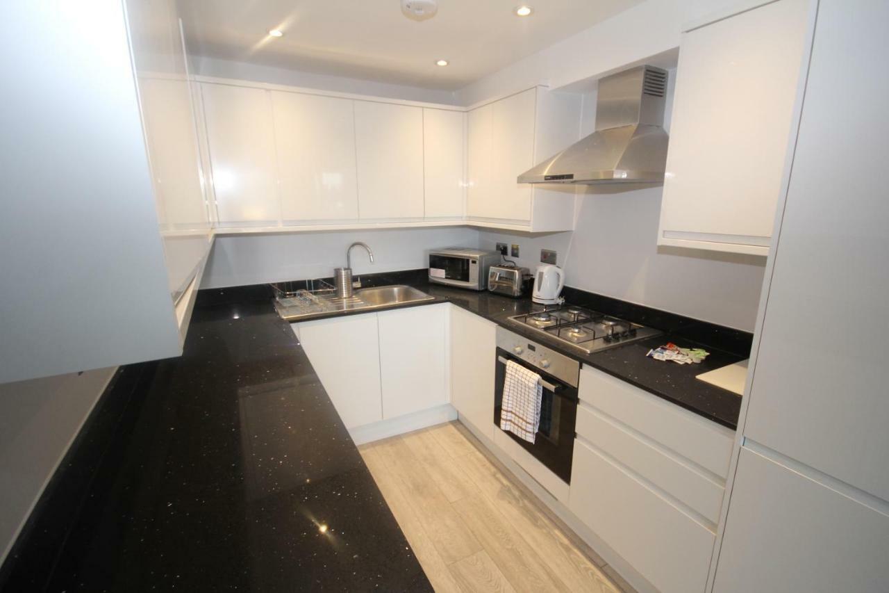 Holden Court Apartments - Apt 3 West Drayton  Esterno foto
