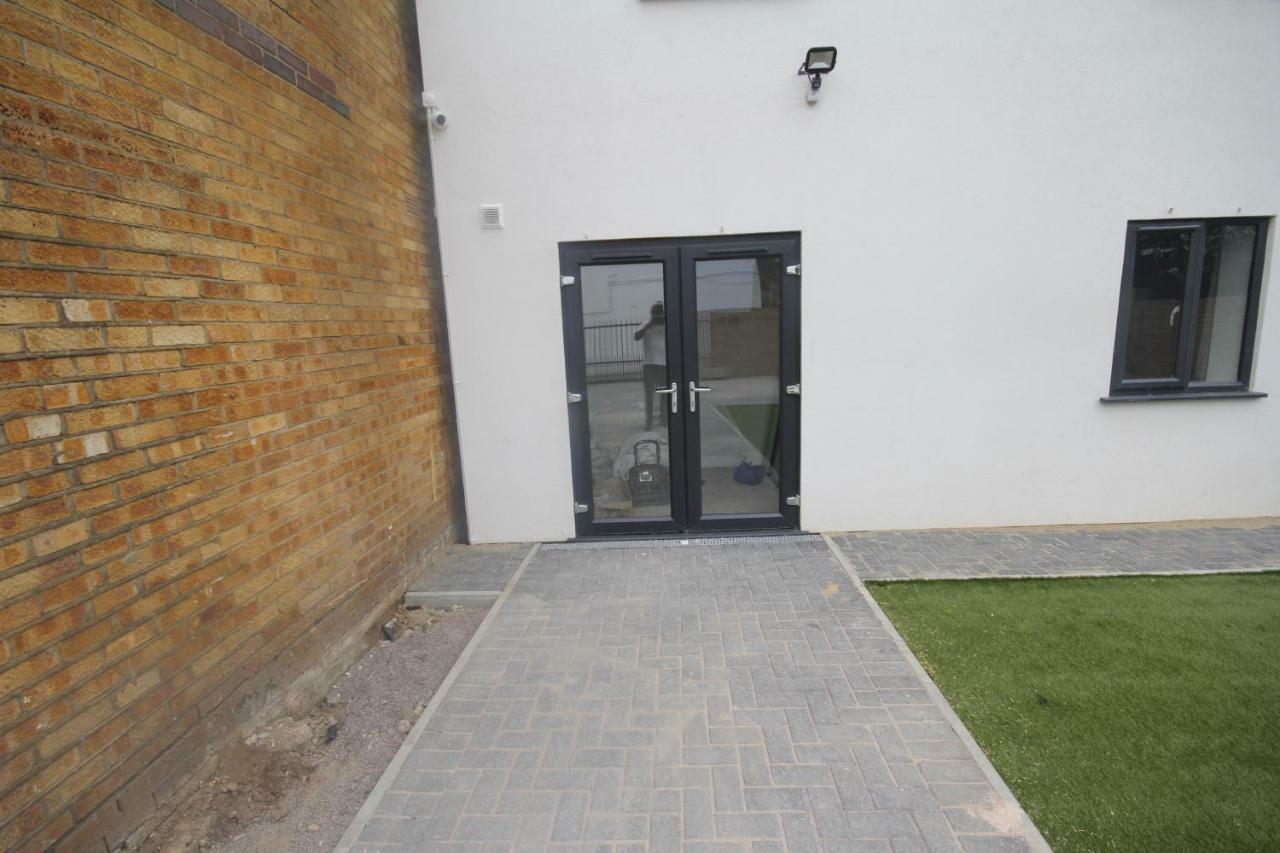 Holden Court Apartments - Apt 3 West Drayton  Esterno foto